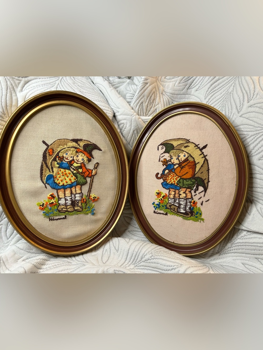 ✨ Set of 2 Hummel Embroideries ✨